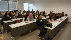 الأحد: بداية السنة الدراسية في الكليات والجامعات في البلاد 